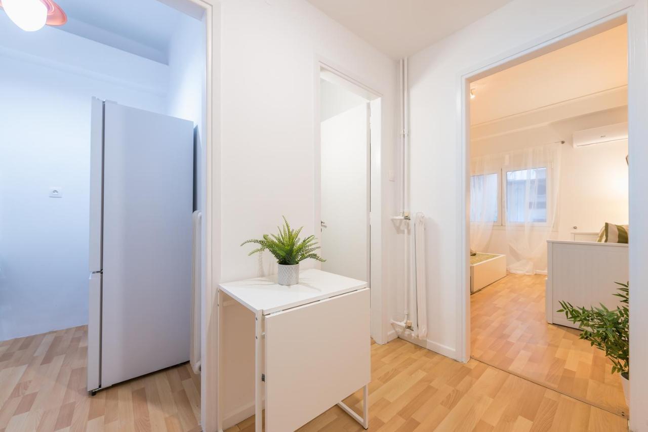 Apartment At Megaro Mousikis St Semi Basement 1Bed 2 Pers Atena Exterior foto