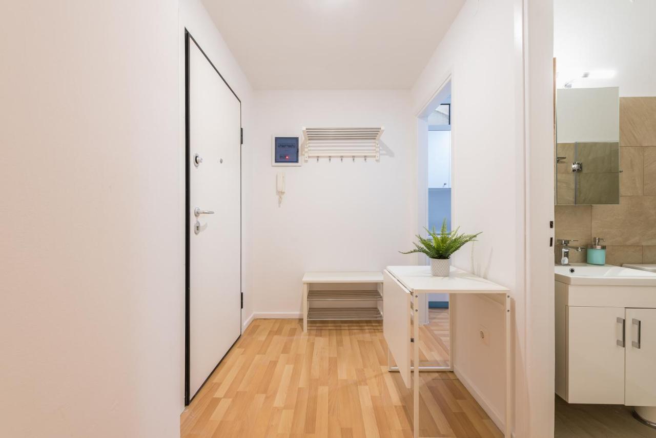 Apartment At Megaro Mousikis St Semi Basement 1Bed 2 Pers Atena Exterior foto